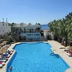 Sun Club Gumbet Hotel 3*