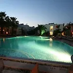 Hotel Sun Club Gumbet 3*
