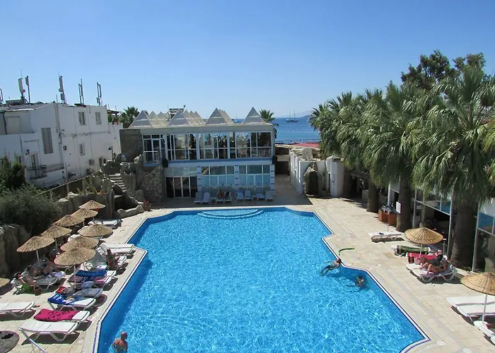 Sun Club Gumbet Hotel 3*